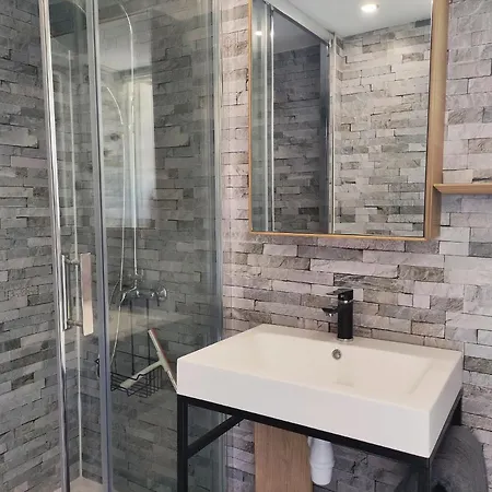 Du Mas Donat Konukevi 4*