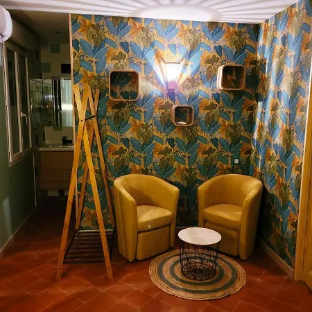 Konukevi Du Mas Donat 4*